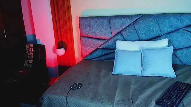 دردشة Kitty_Paradise_ الجنسية المباشرة