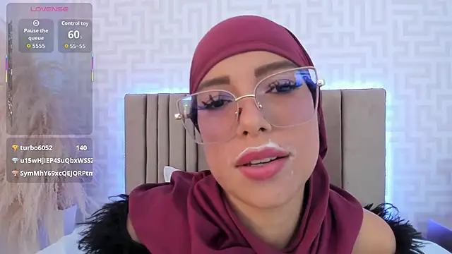 naishaa_ Chat XXX in diretta