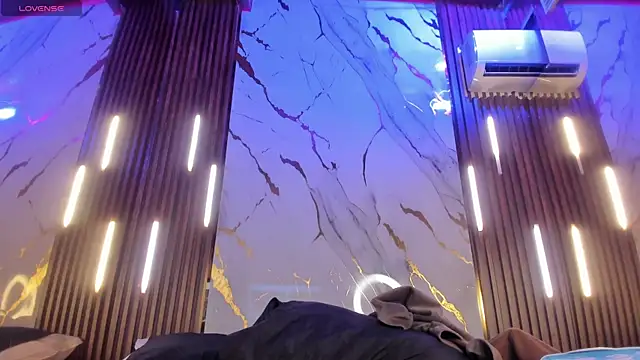 VictoriaDuart 现场XXX聊天