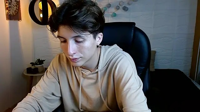 Chat XXX ao vivo de Marcoviolet