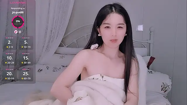 BingLin- live XXX chat