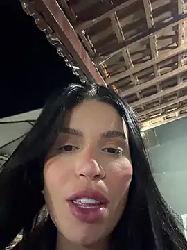 แชท XXX สดของ Rafaellaz