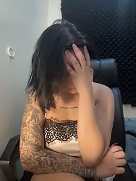lexi_harper Adlı Modelin Canlı XXX Sohbeti