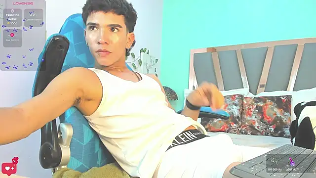 Zeus_Pire XXX чат на живо