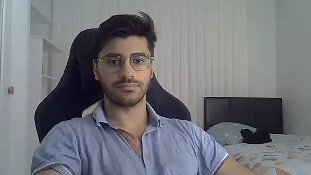 ciceroable Adlı Modelin Canlı XXX Sohbeti