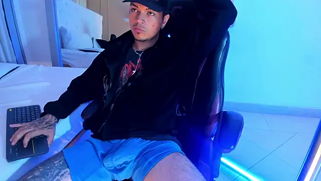 Briian__ Chat XXX live