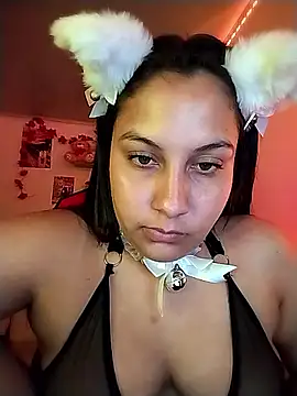 esmeralda_jadees – Naživo XXX chat