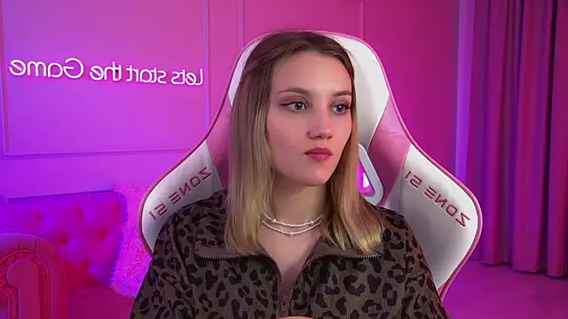 Živý XXX chat StacyEvances