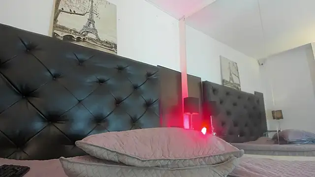 Chat +18 de Kymy_marquez ao vivo