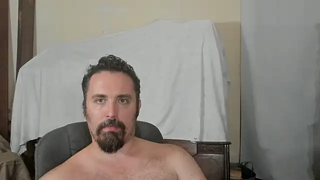 Chatroom XXX en direct de Metalstud