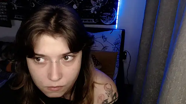 AlienforTwenty – Live XXX-chat