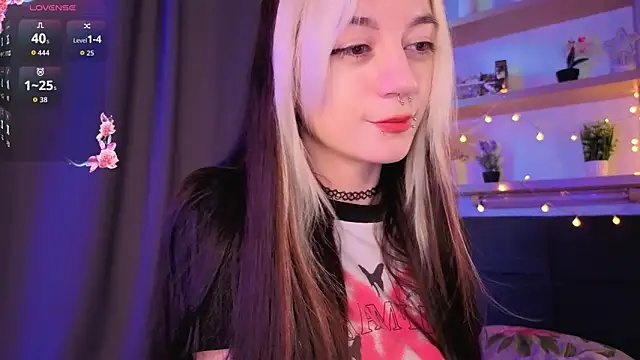 TristaRoht's Live XXX Chat