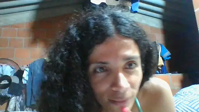 Nadia_Monroe live XXX chat