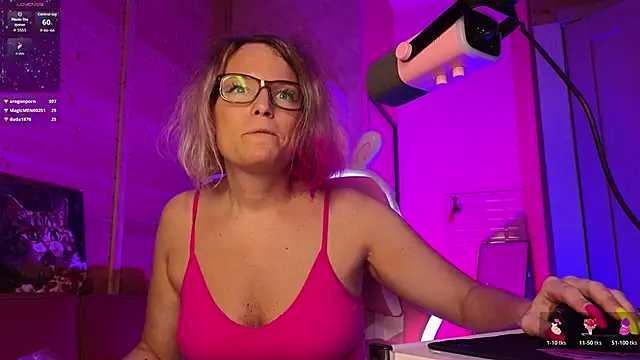 Chat +18 de Lady_Shine ao vivo