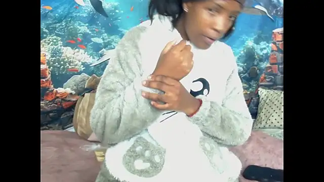 AfricanBarbiee69: онлайн-секс-чат