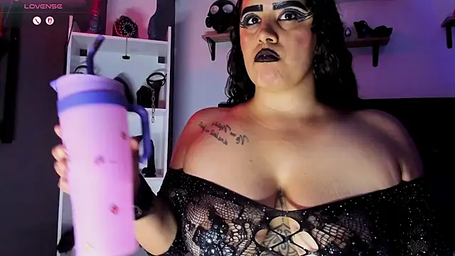 دردشة MariaGaitan الجنسية المباشرة