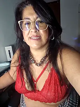 Chat XXX ao vivo de CurvyFireLatina