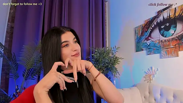 LauraCoy Adlı Modelin Canlı XXX Sohbeti