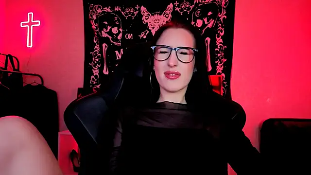 Miss_Alice__ élő XXX-chatje