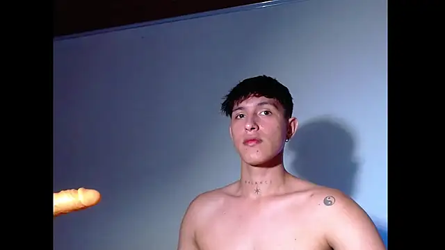 Chat XXX en directo de rowanbig