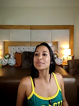 Chat +18 de Venezuelan_Butt ao vivo
