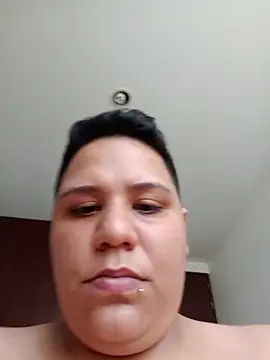 Chat +18 de scotttomboy ao vivo