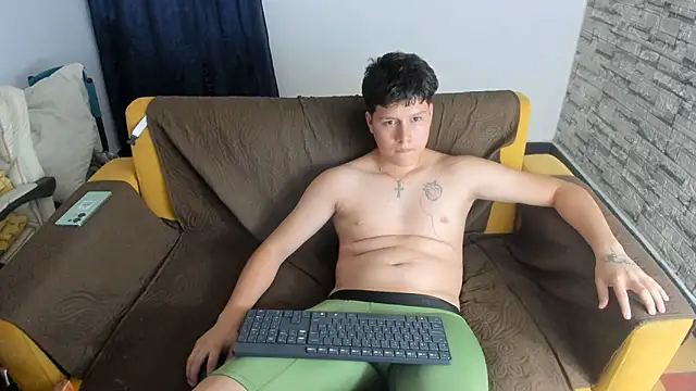 daniel_leonn Live XXX chat