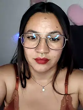 lucyfer_111 Live XXX-chat