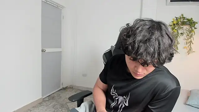 Chat XXX Live latin_beast4