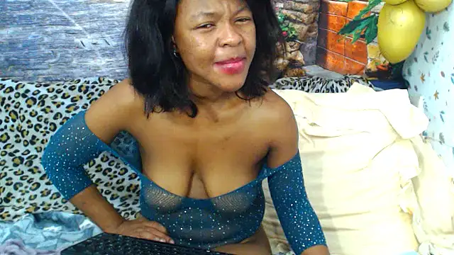 دردشة ebonymeera الجنسية المباشرة