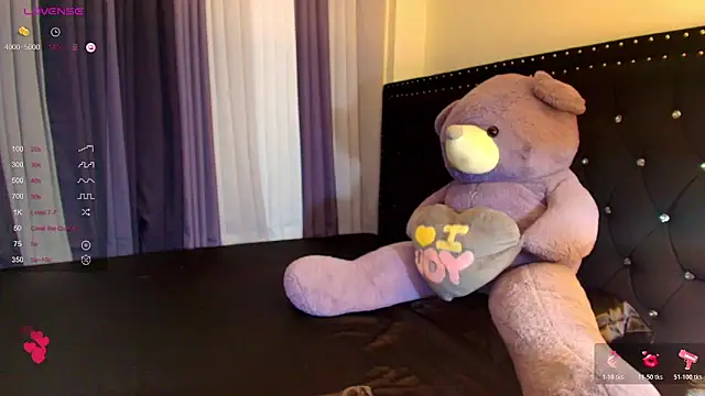 XXX chat uživo modela Bb_NickyxX