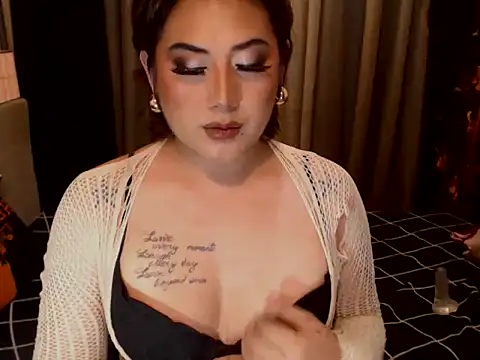 แชท XXX สดของ YourMistressAggy
