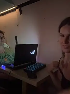 ancouple90s Live XXX-Chat