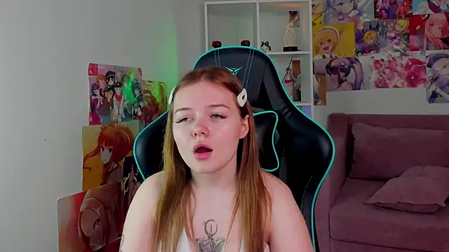 Chat +18 de ElinaVale ao vivo