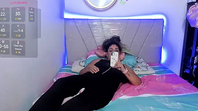 Chat +18 de Mavlatin22 ao vivo