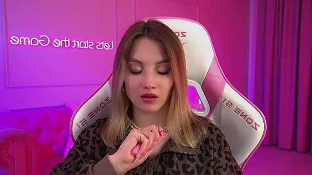 StacyEvances Chat XXX live