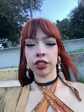 Isisnovafg Adlı Modelin Canlı XXX Sohbeti