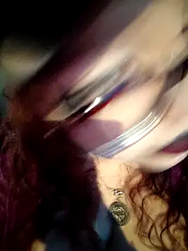 Chat XXX en directo de alicce_moon_