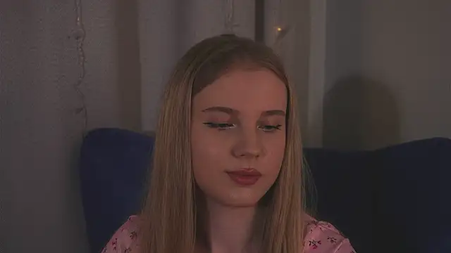 XXX chat uživo modela tayashy