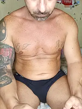toro23xxxl Chat XXX in diretta