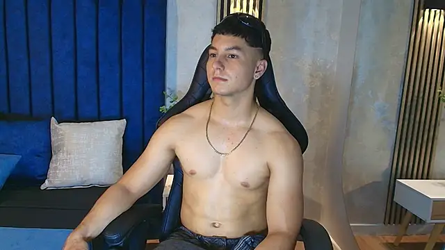 Živý XXX chat Noah_Clarkk