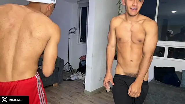 zoneboys' Live XXX Chat