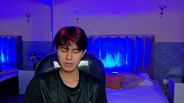 Derek_Sinn – Live XXX-chat