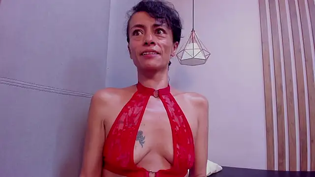 Becca_Milf Chat XXX in diretta