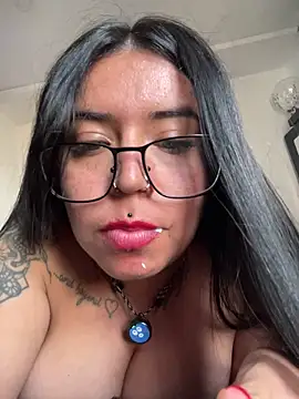 Devilsweet17n Live XXX chat