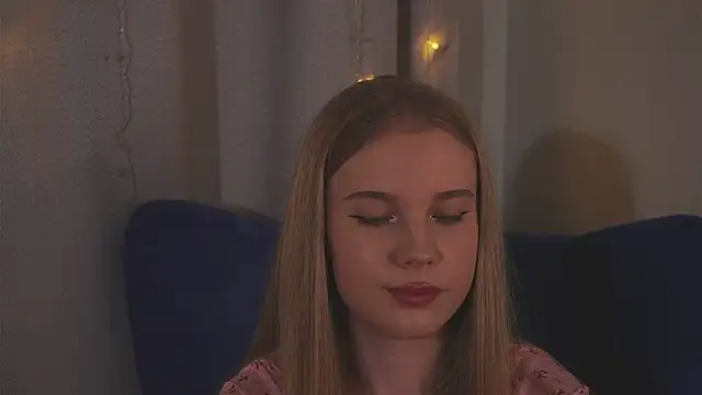 tayashy Adlı Modelin Canlı XXX Sohbeti