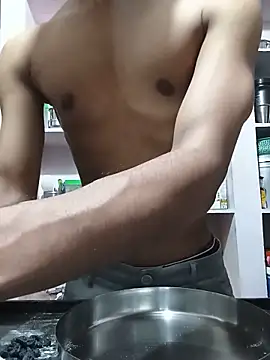 itsmemadhu2019 Show Webcam
