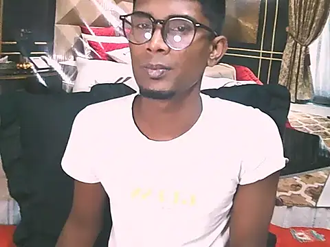 IndianThuggin লাইভ XXX চ্যাট
