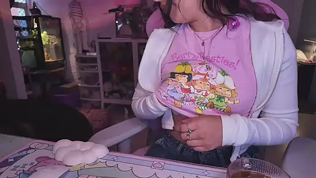 kaithra Live XXX Chat