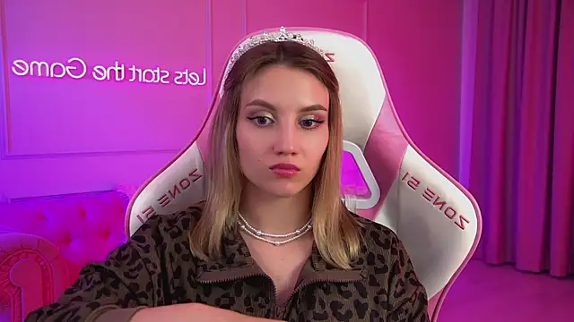 XXX chat uživo modela StacyEvances